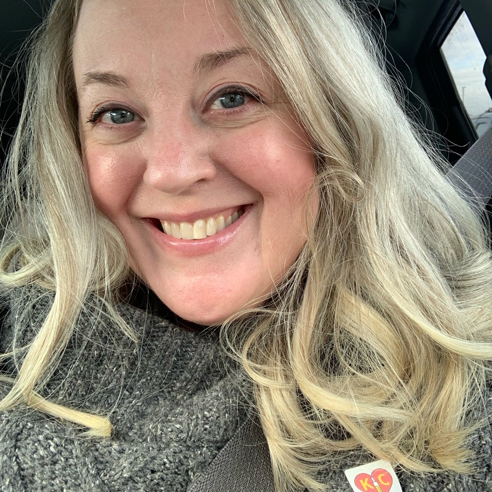 Meet your Posher, Kelly